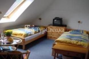 Hotel Lindenkrug 2*