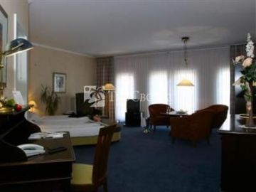 Akzent Hotel Hoeltje 4*