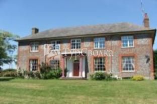 Zouch Farm Bed & Breakfast 4*