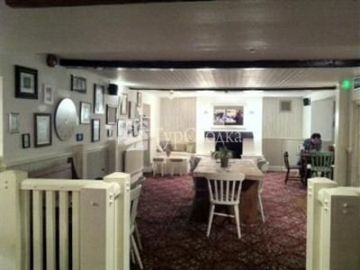 Swan Hotel 1*