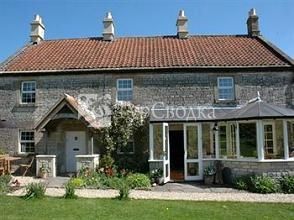 School Cottages Bed & Breakfast 4*