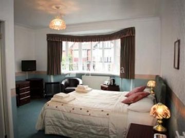 Westbourne Lodge Birmingham 3*