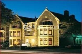 Lincoln House Private Hotel 3*