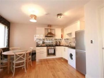 Trinity Lane Serviced Apartments Cheltenham 2*