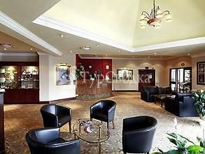 Mercure Blackburn Foxfields Country Hotel 3*