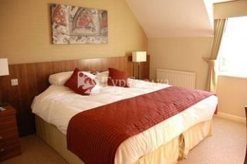 Wivenhoe House Hotel 3*