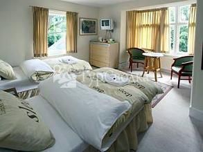 Gatwick Grove Guest House Copthorne Crawley 4*