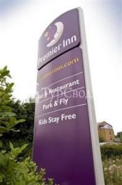 Premier Inn Gatwick Airport Central Crawley 3*