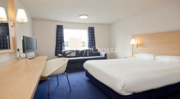 Travelodge Gatwick Airport 3*