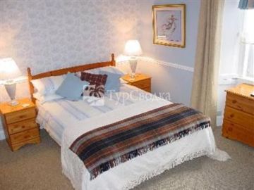 Comelybank Guest House Crieff 3*