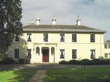 Eastwood Hall Hotel 4*