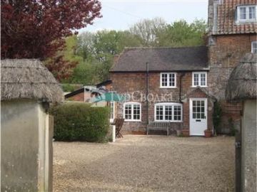 Enford House Cottage 4*