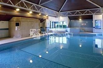 Holiday Inn Farnborough 3*