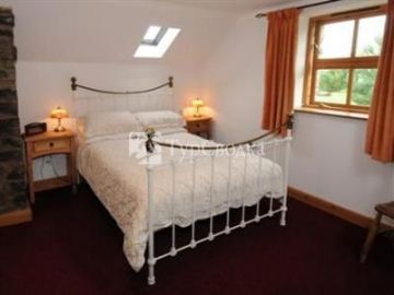 Brandy House Farm Bed and Breakfast 4*