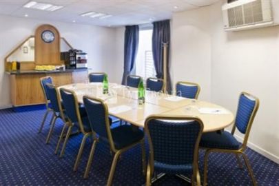 Express By Holiday Inn Theaterland Glasgow 3*