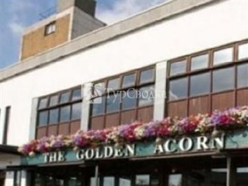 Golden Acorn Wetherlodge Hotel Glenrothes 3*