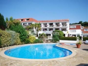 Old Court House Hotel 3*