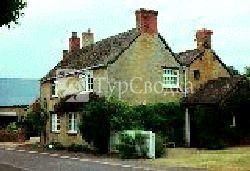 Ann's Cottage Chipping Norton 3*