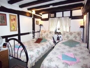 Medieval Lodge Bed & Breakfast 3*