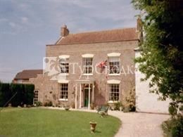 Ilex House 3*