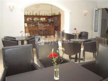 Gatwick Cambridge Hotel 3*