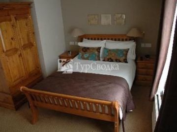 White Hart Country Inn 3*