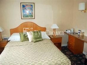 Whin Park Guest House 4*