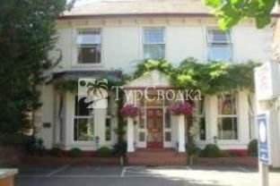 Victoria Park Hotel Leamington Spa 4*