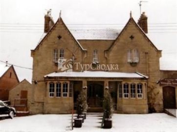 The Willoughby Arms Hotel Little Bytham 4*