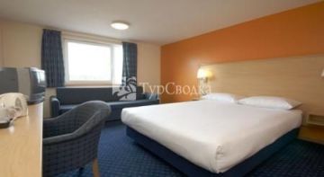 Travelodge Livingston 2*