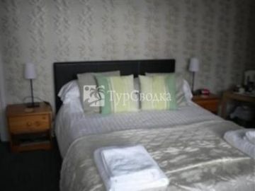Glenavon Guest House 4*