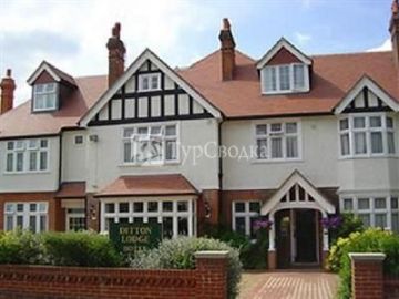 Ditton Lodge Hotel London 4*