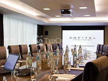 Sofitel London Heathrow 5*