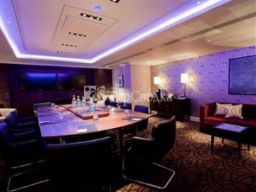 The Arch London 3*