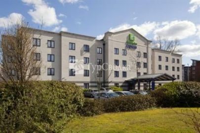 Holiday Inn Express Poole 3*