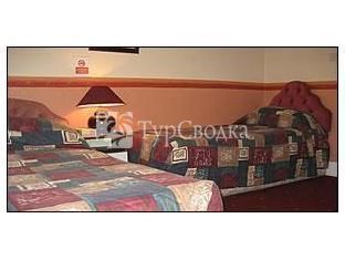 Bow Guest House 3*