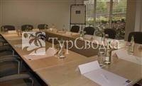 Holiday Inn Express Redditch 3*