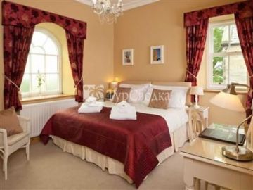 St. Cuthbert's House 5*
