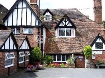 The Brickwall Hotel 3*