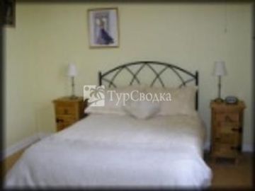 Cross Haven Guest House 3*