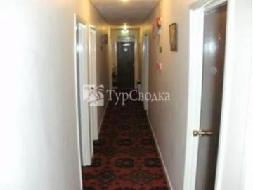 Ye Olde Red Lion Hotel 2*