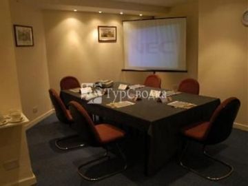 The Wiltshire Hotel Wootton Bassett 3*