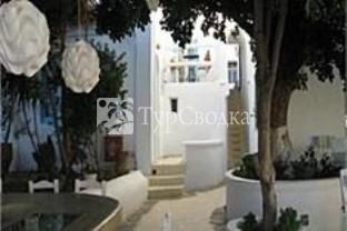 Flaskos Studios 4*