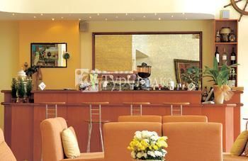 Four Seasons Hotel Glyfada 3*