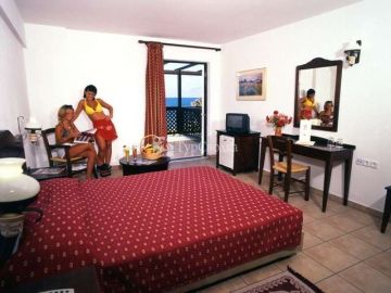 Hersonissos Maris 4*