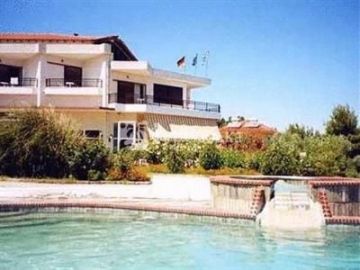 Hotel Pashos 3*