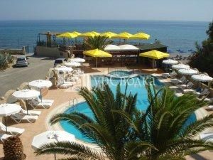 Flora Beach Hotel Studios 3*
