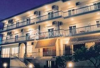 Iris Hotel Nea Kallikratia 2*