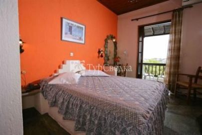 Paradise Hotel Patitiri 2*