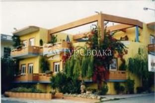 Aris Apartments Platanias 3*
